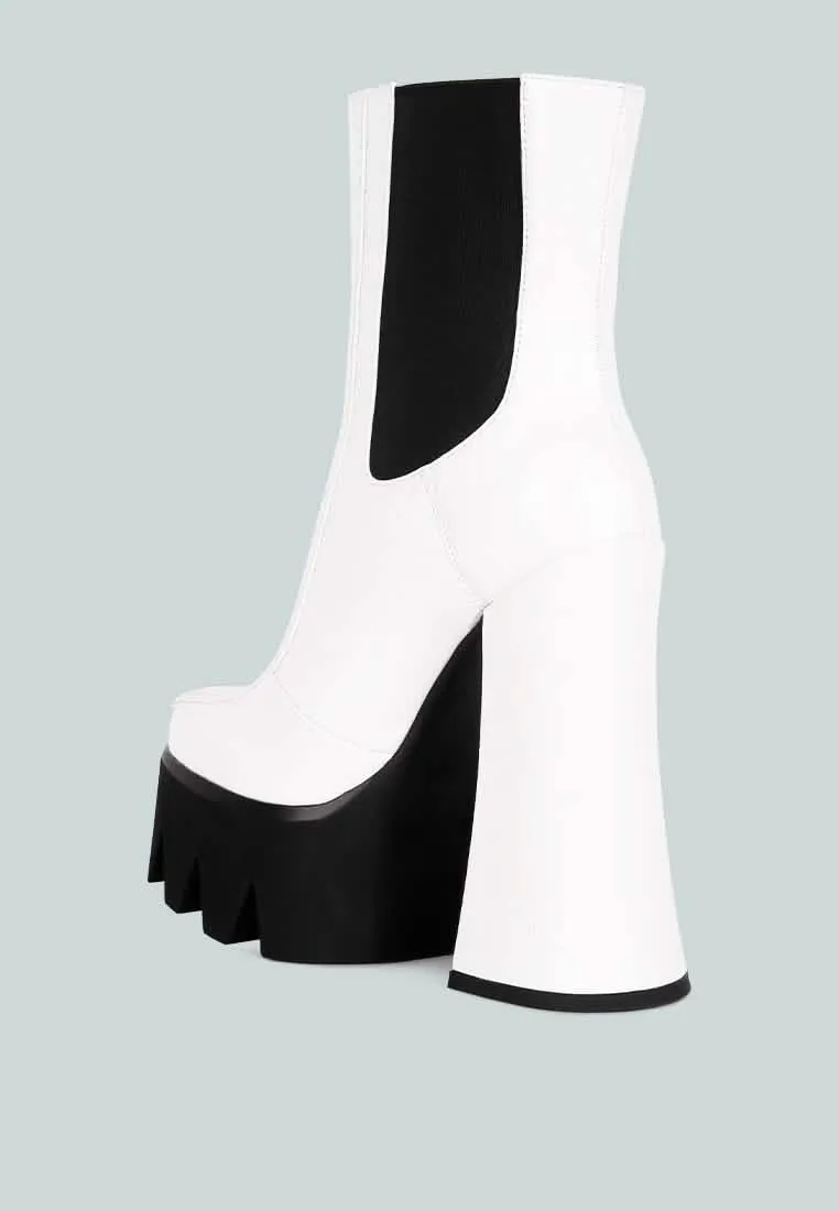 Bold Platform Chunky Chelsea Ankle Boots for Elevated Style