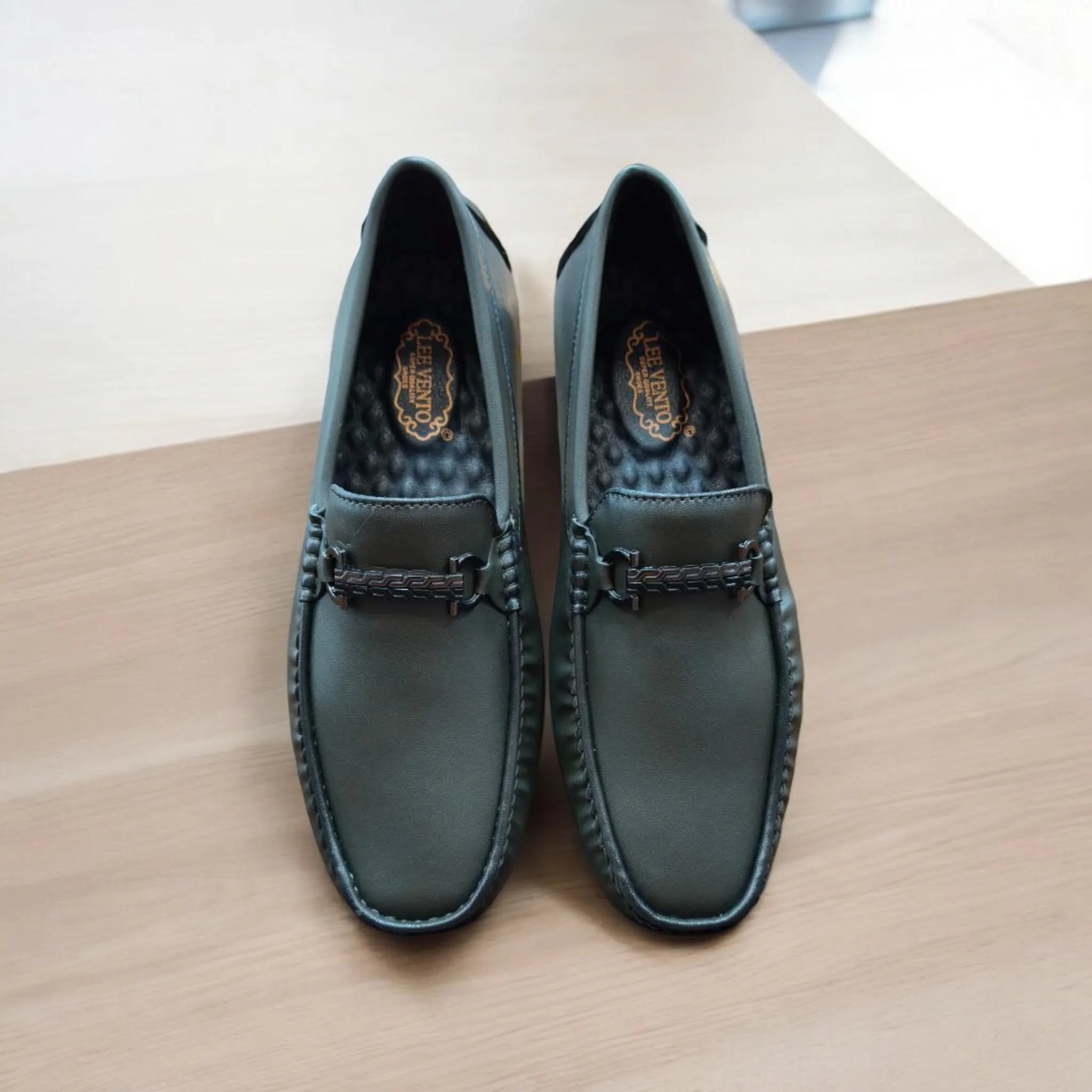 Men Loafer Roxx8