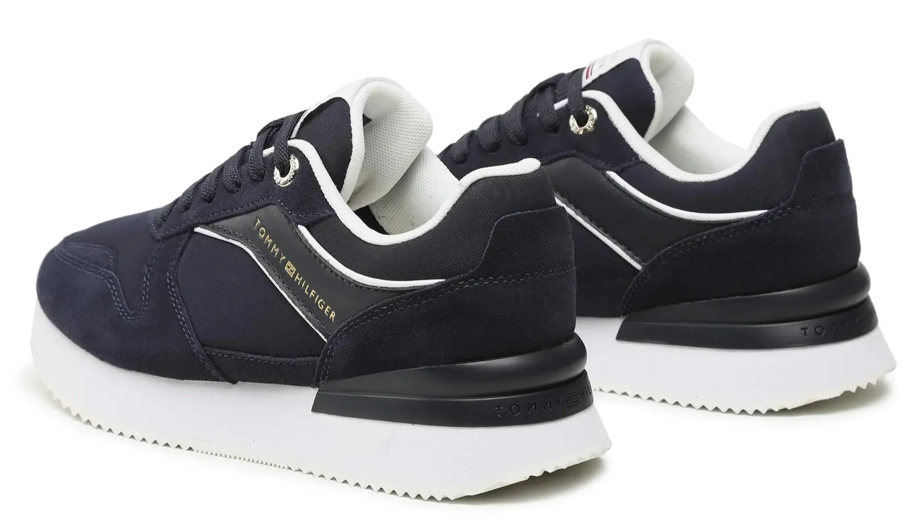 TOMMY HILFIGER Sneakers Elevated feminine runner